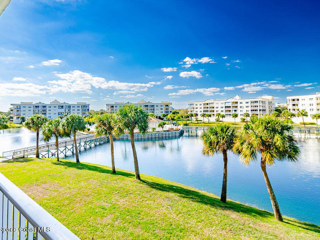 8871 Lake Drive, Cape Canaveral, FL 32920