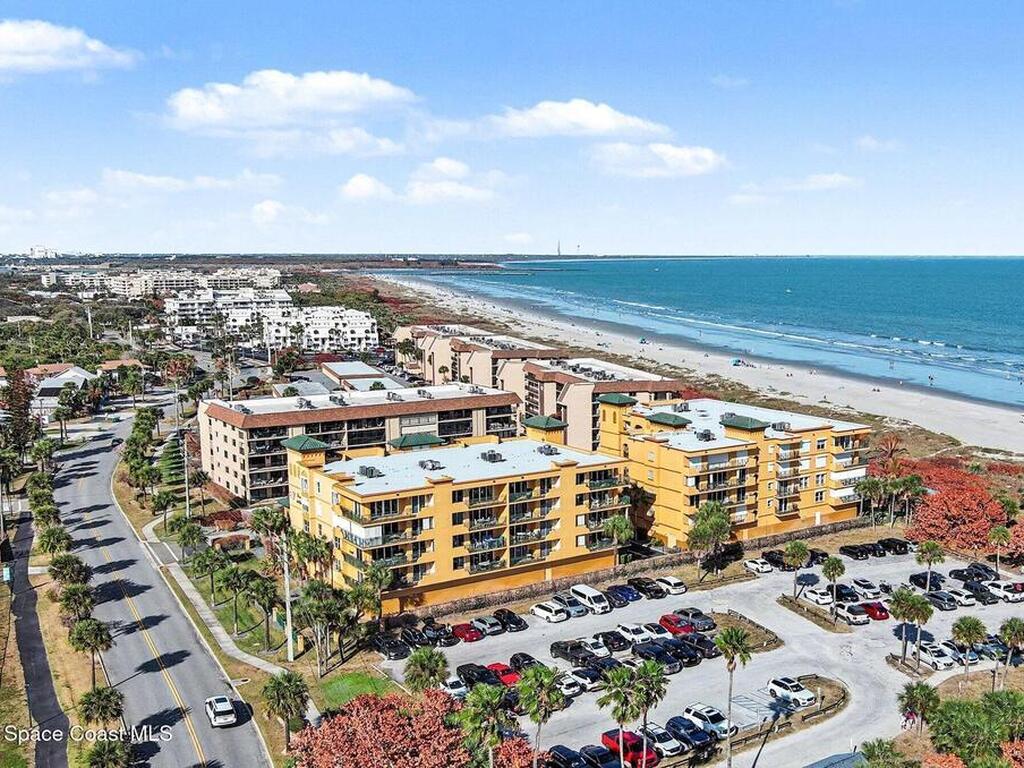 8470 Ridgewood Avenue, Cape Canaveral, FL 32920