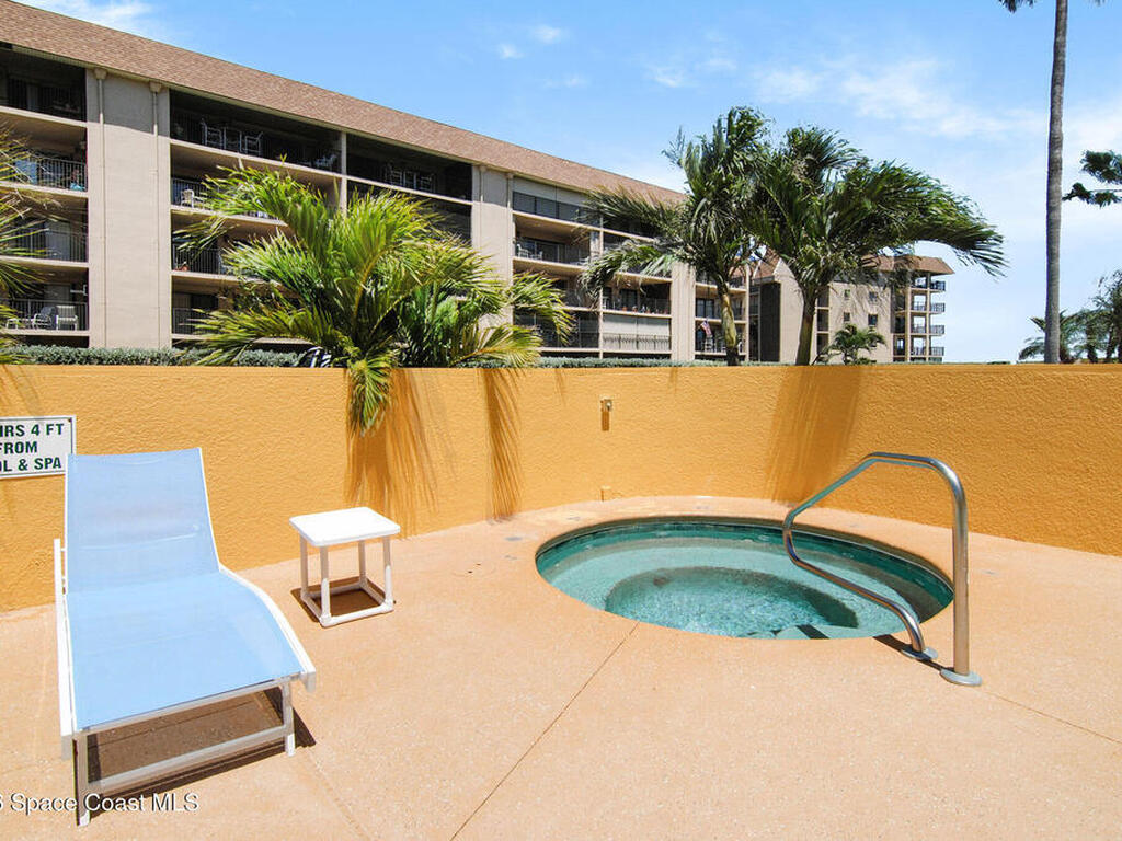 8470 Ridgewood Avenue, Cape Canaveral, FL 32920