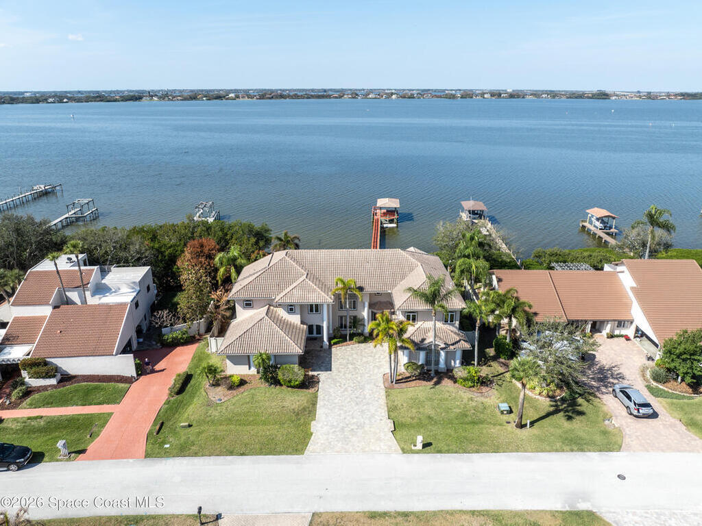 650 Loggerhead Island Drive, Satellite Beach, FL 32937