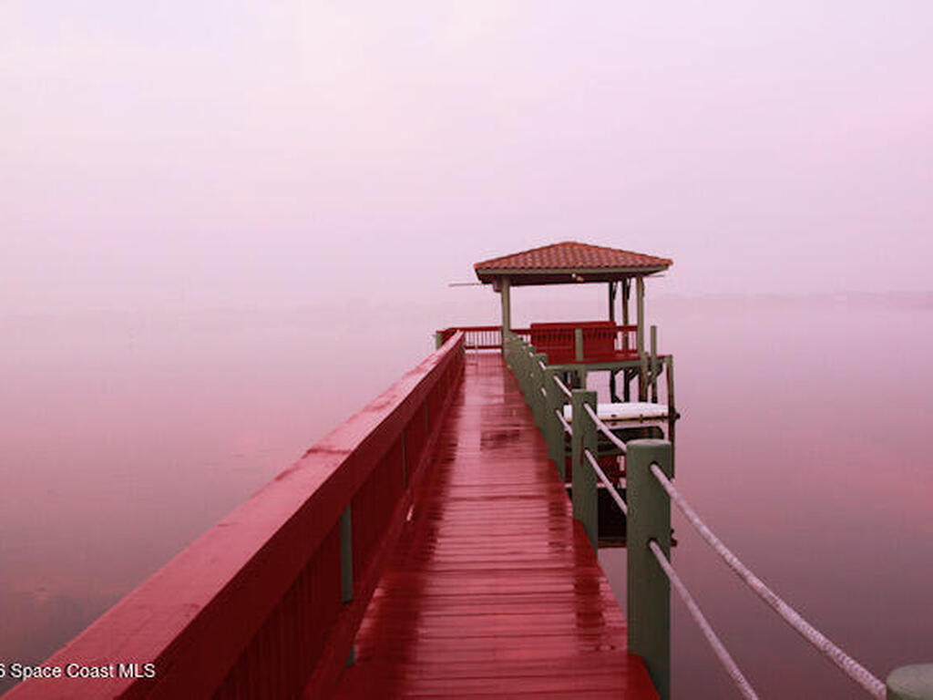 650 Loggerhead Island Drive, Satellite Beach, FL 32937