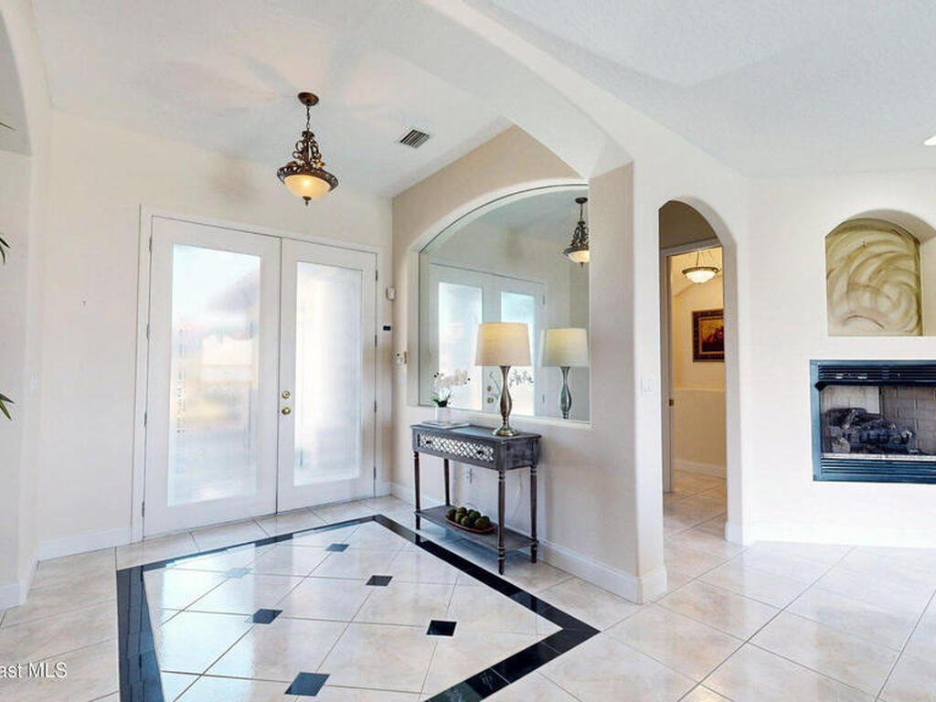 650 Loggerhead Island Drive, Satellite Beach, FL 32937