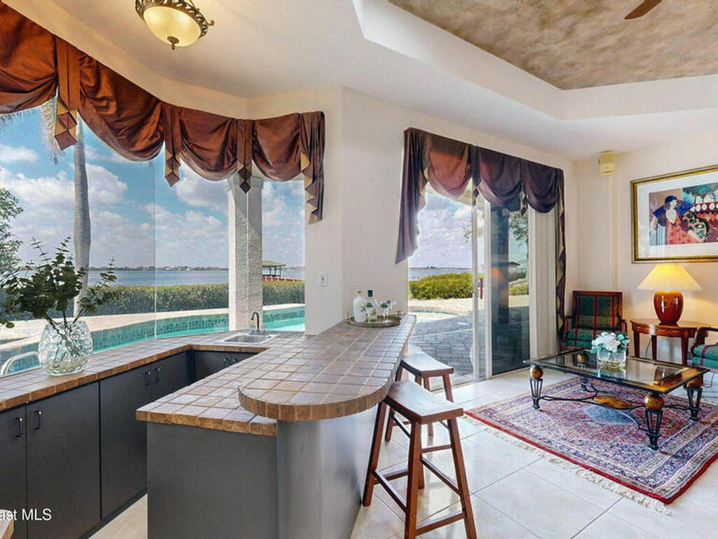 650 Loggerhead Island Drive, Satellite Beach, FL 32937