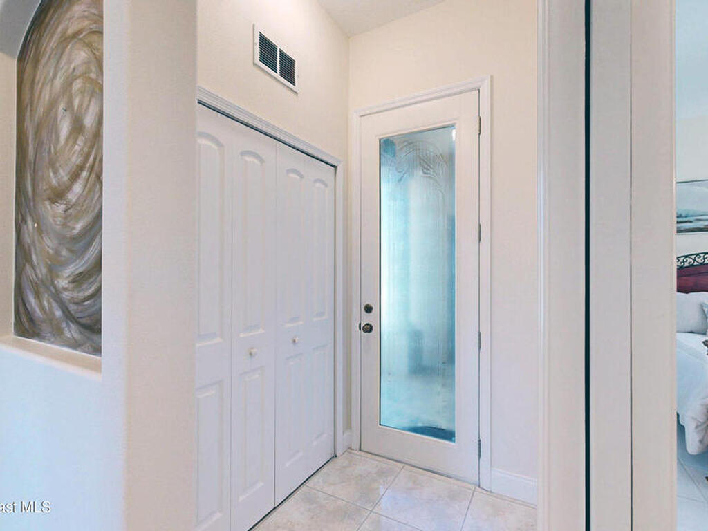 650 Loggerhead Island Drive, Satellite Beach, FL 32937