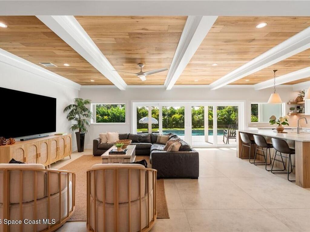 4120 Indian River Drive, Vero Beach, FL 32963