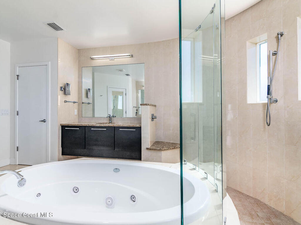 1870 Harbor Point Drive, Merritt Island, FL 32952