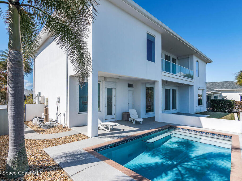 1870 Harbor Point Drive, Merritt Island, FL 32952