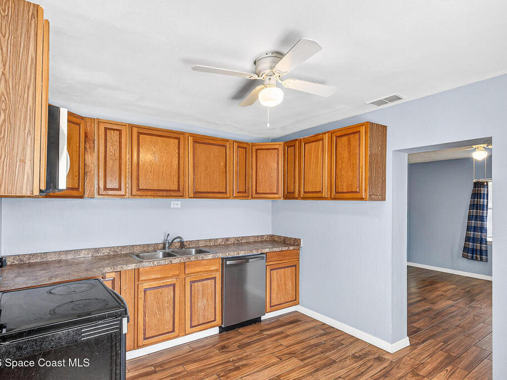 134 Center Street, Winter Haven, FL 33881