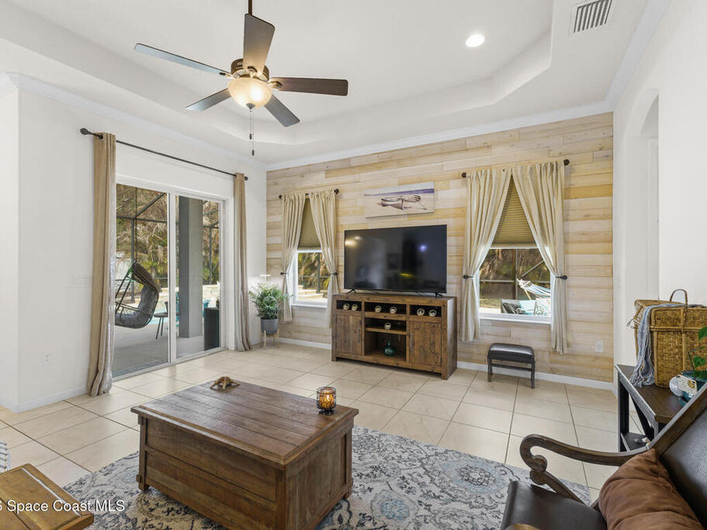 111 Via Catalano Court, Palm Bay, FL 32907