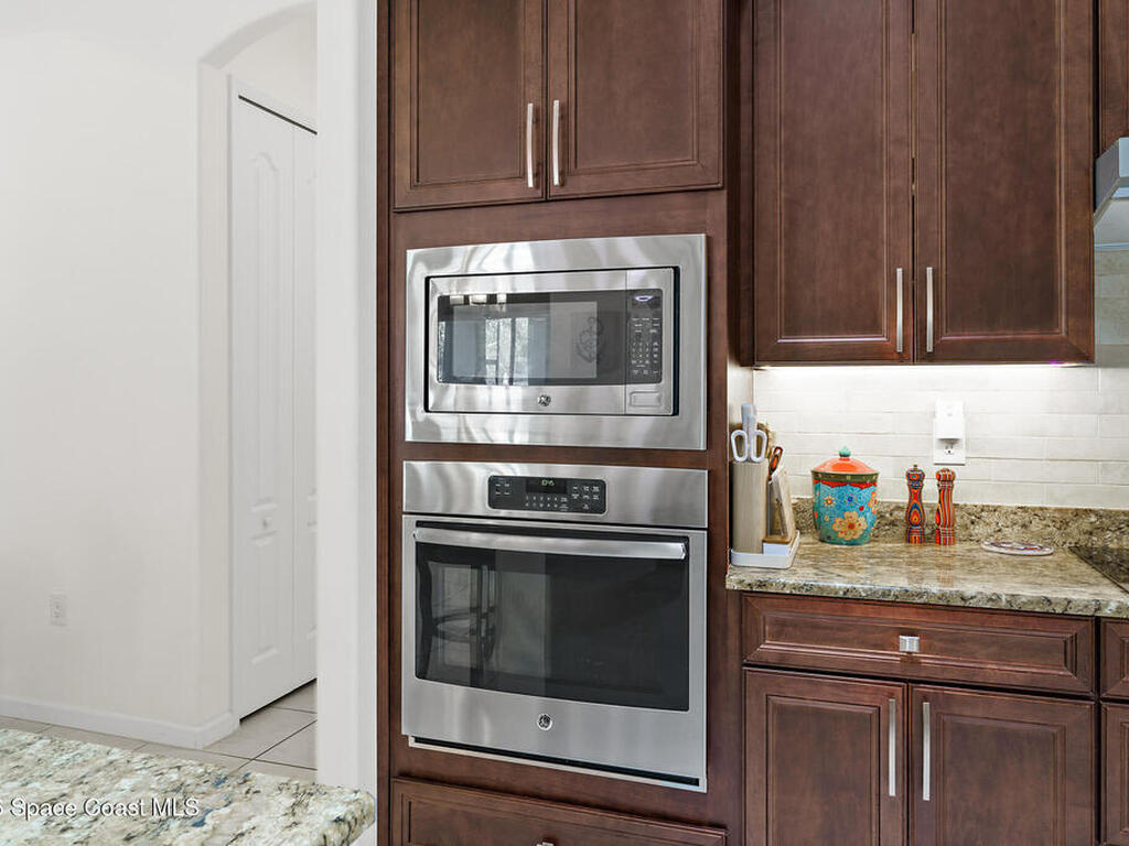 111 Via Catalano Court, Palm Bay, FL 32907