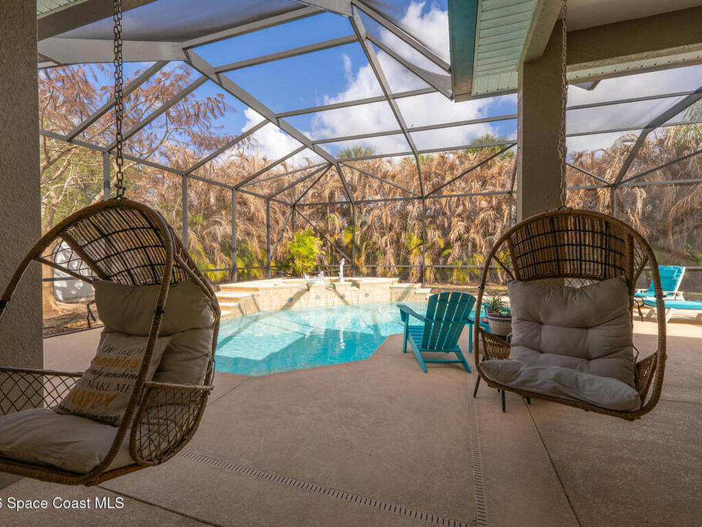 111 Via Catalano Court, Palm Bay, FL 32907