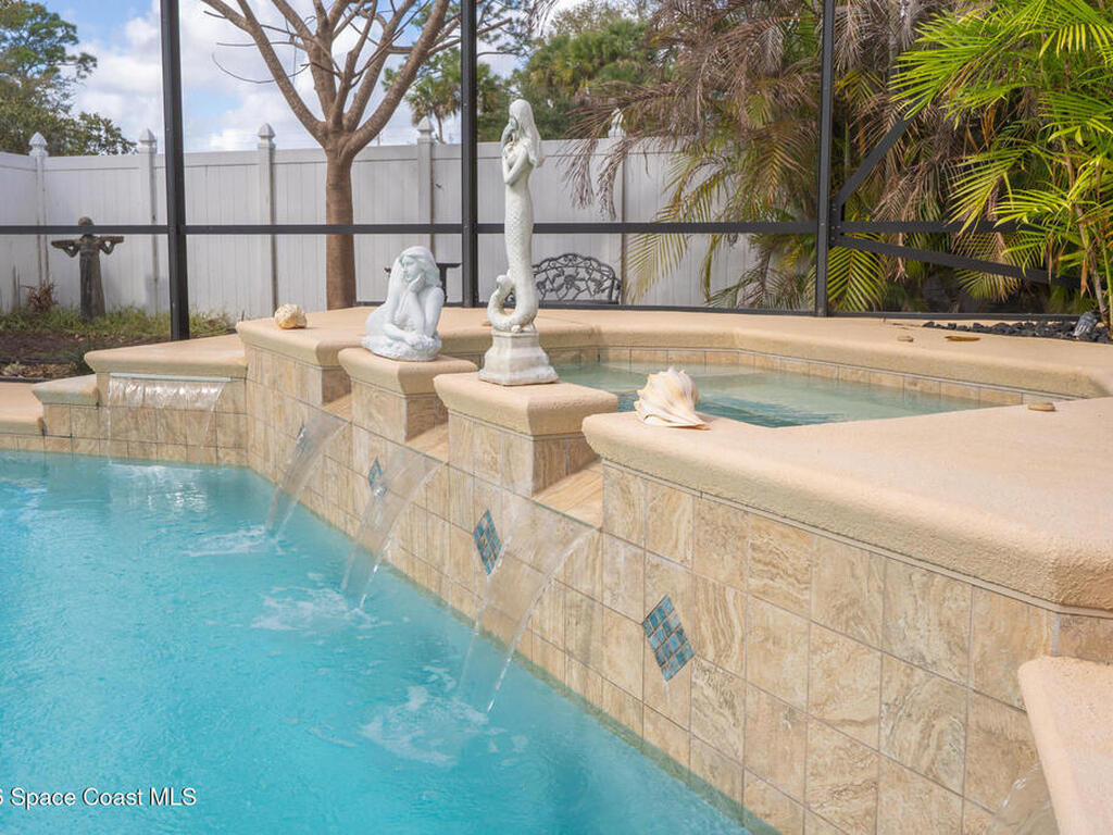 111 Via Catalano Court, Palm Bay, FL 32907