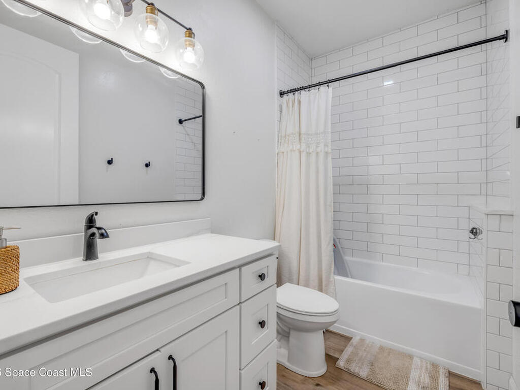 3395 Dunn Road, Mims, FL 32754