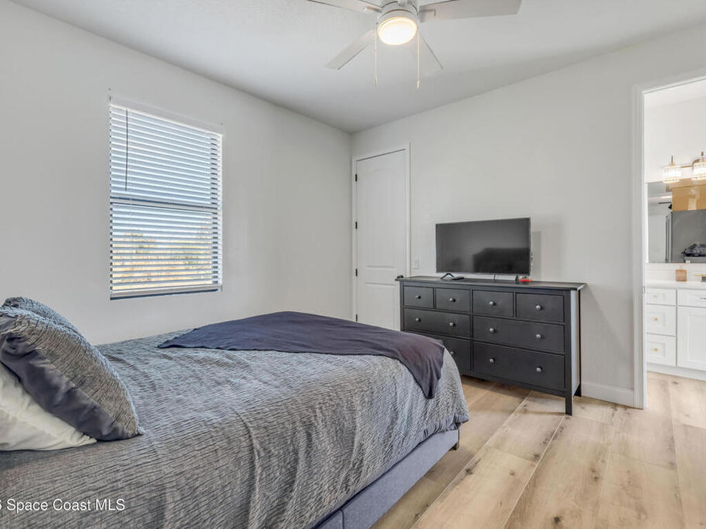 3395 Dunn Road, Mims, FL 32754