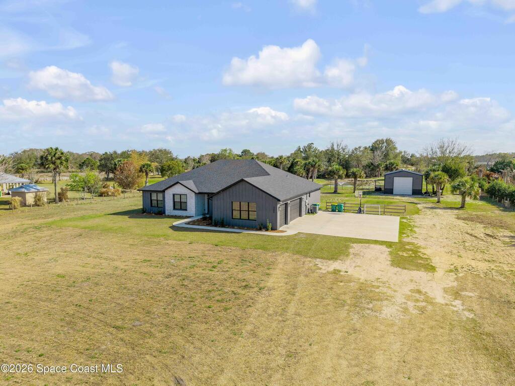 3395 Dunn Road, Mims, FL 32754