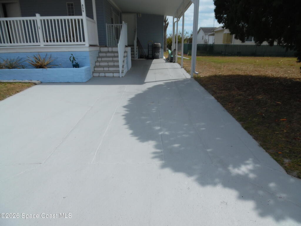 839 Wren Circle, Barefoot Bay, FL 32976