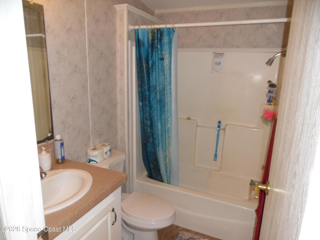 839 Wren Circle, Barefoot Bay, FL 32976