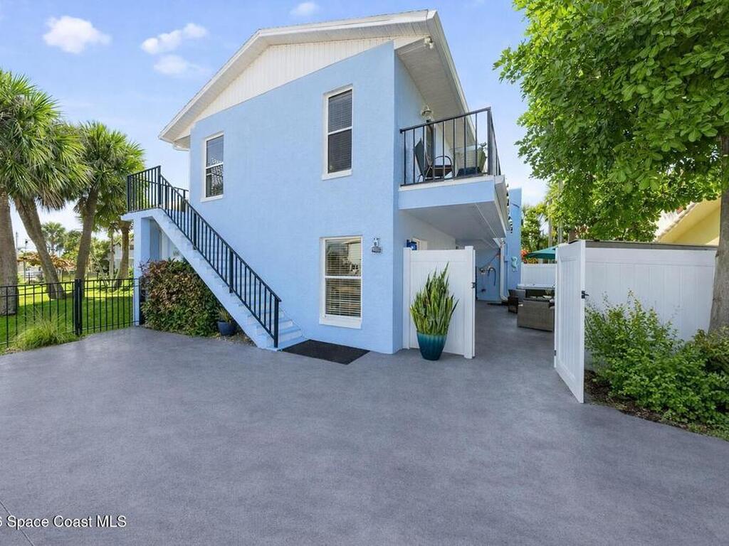 526 Jefferson Avenue, Cape Canaveral, FL 32920