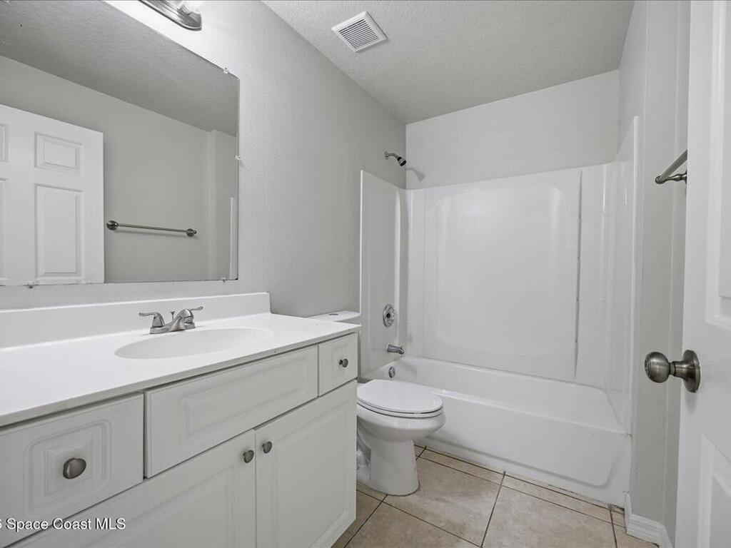 1145 11th Court, Vero Beach, FL 32962