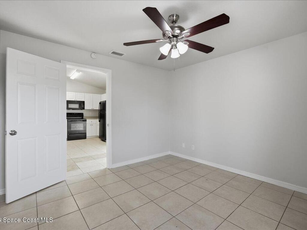 1145 11th Court, Vero Beach, FL 32962