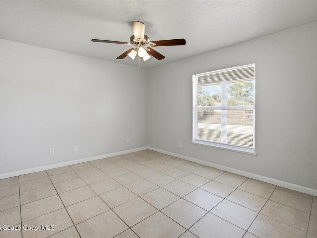 1145 11th Court, Vero Beach, FL 32962