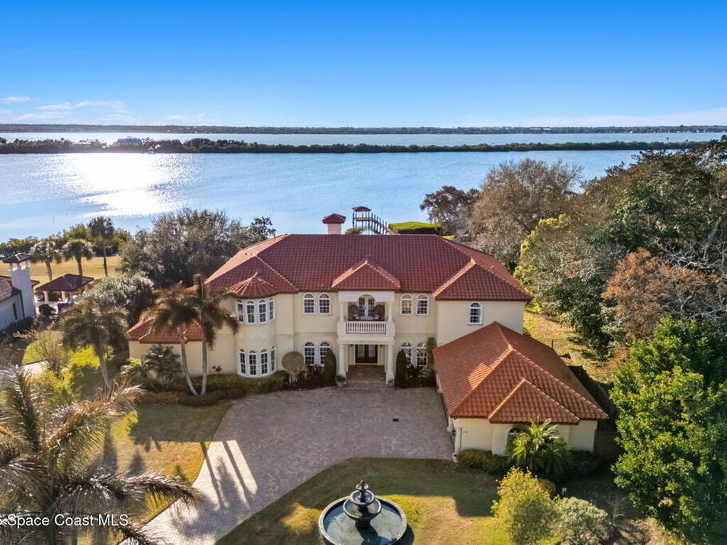 4760 Honeyridge Lane, Merritt Island, FL 32952