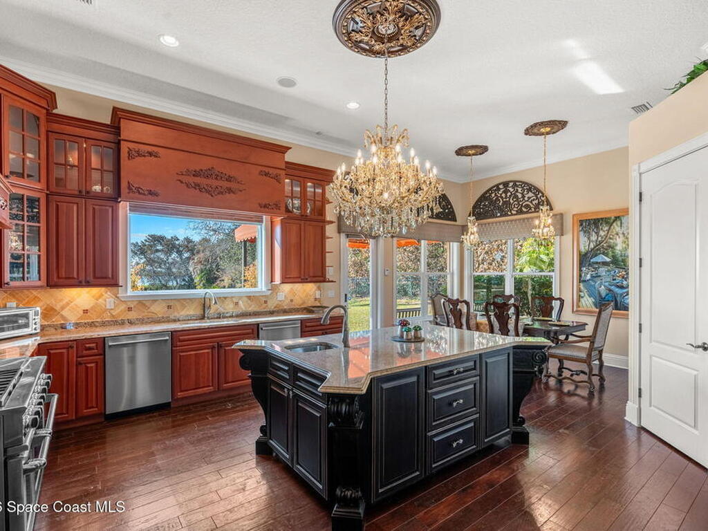 4760 Honeyridge Lane, Merritt Island, FL 32952