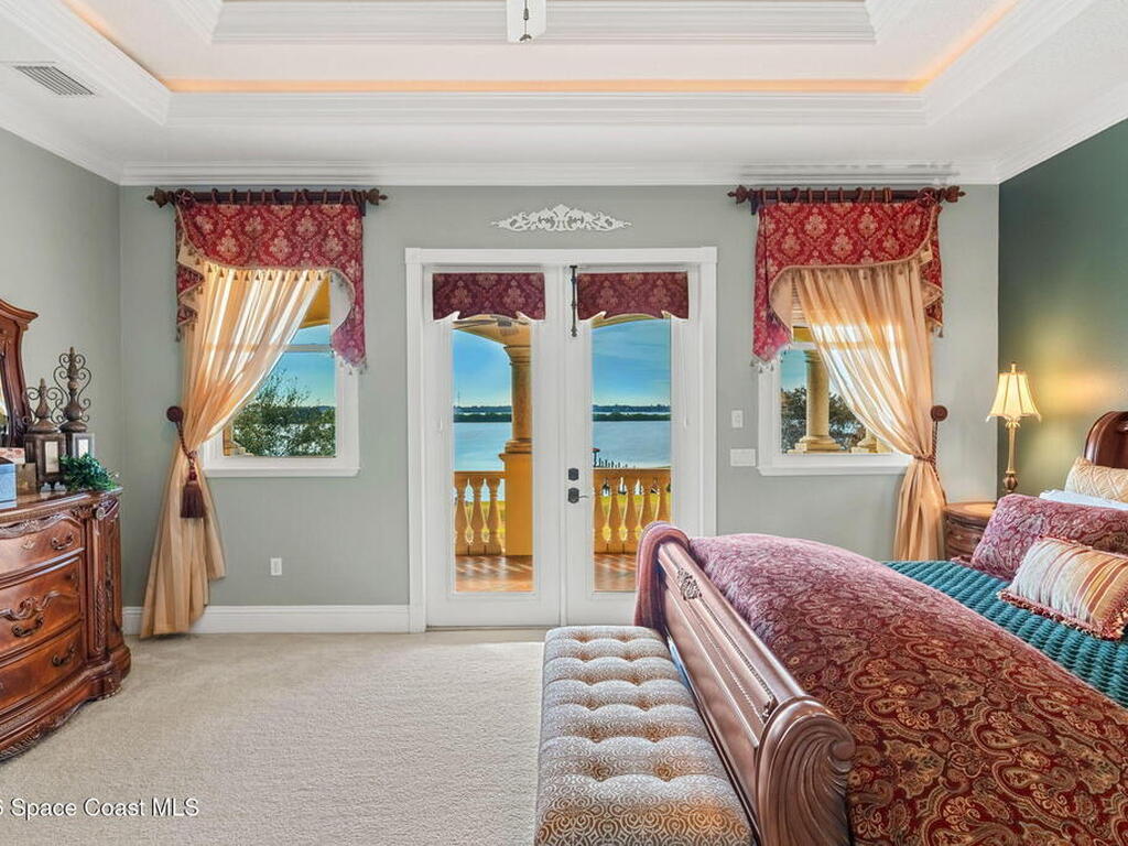 4760 Honeyridge Lane, Merritt Island, FL 32952