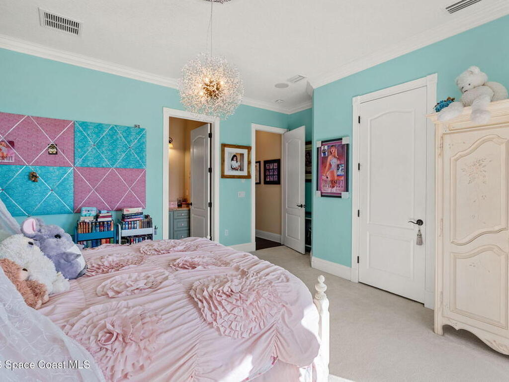 4760 Honeyridge Lane, Merritt Island, FL 32952