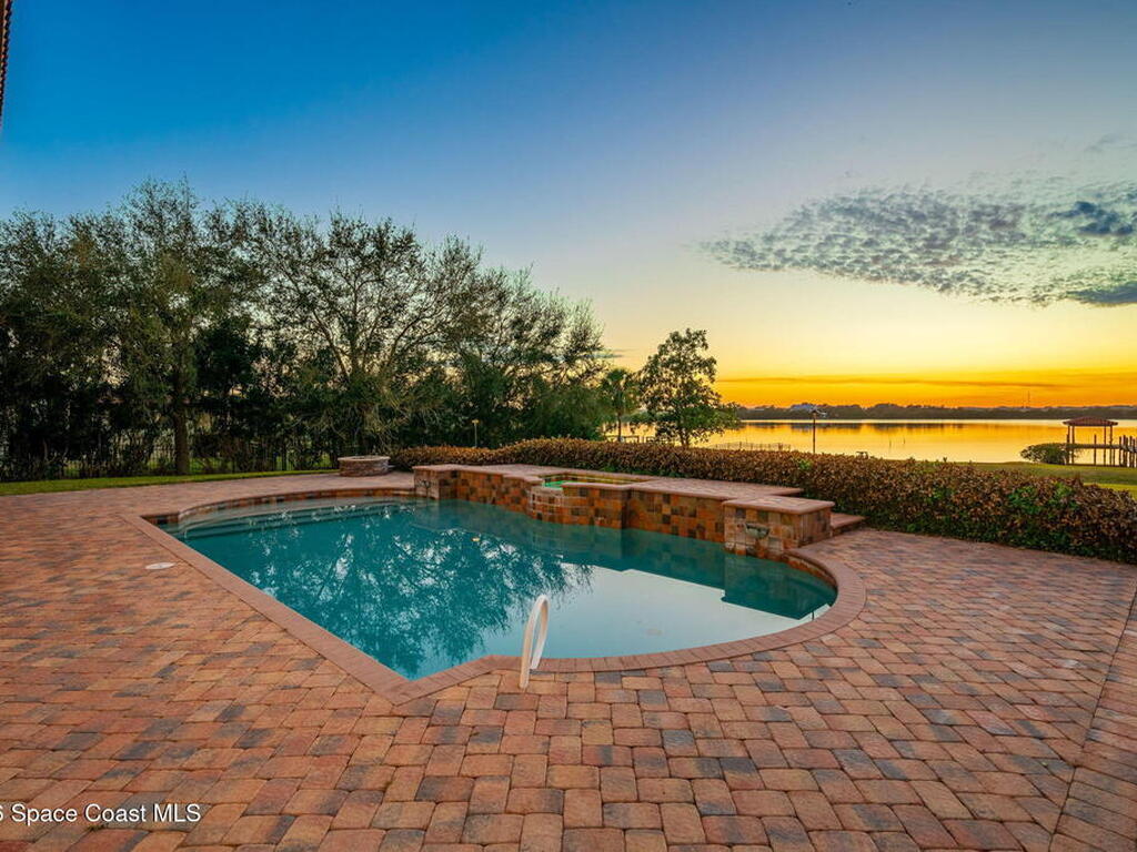 4760 Honeyridge Lane, Merritt Island, FL 32952