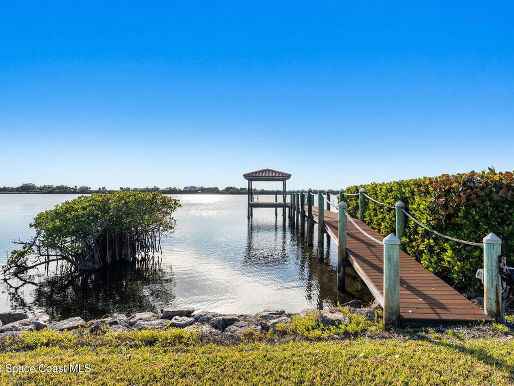 4760 Honeyridge Lane, Merritt Island, FL 32952