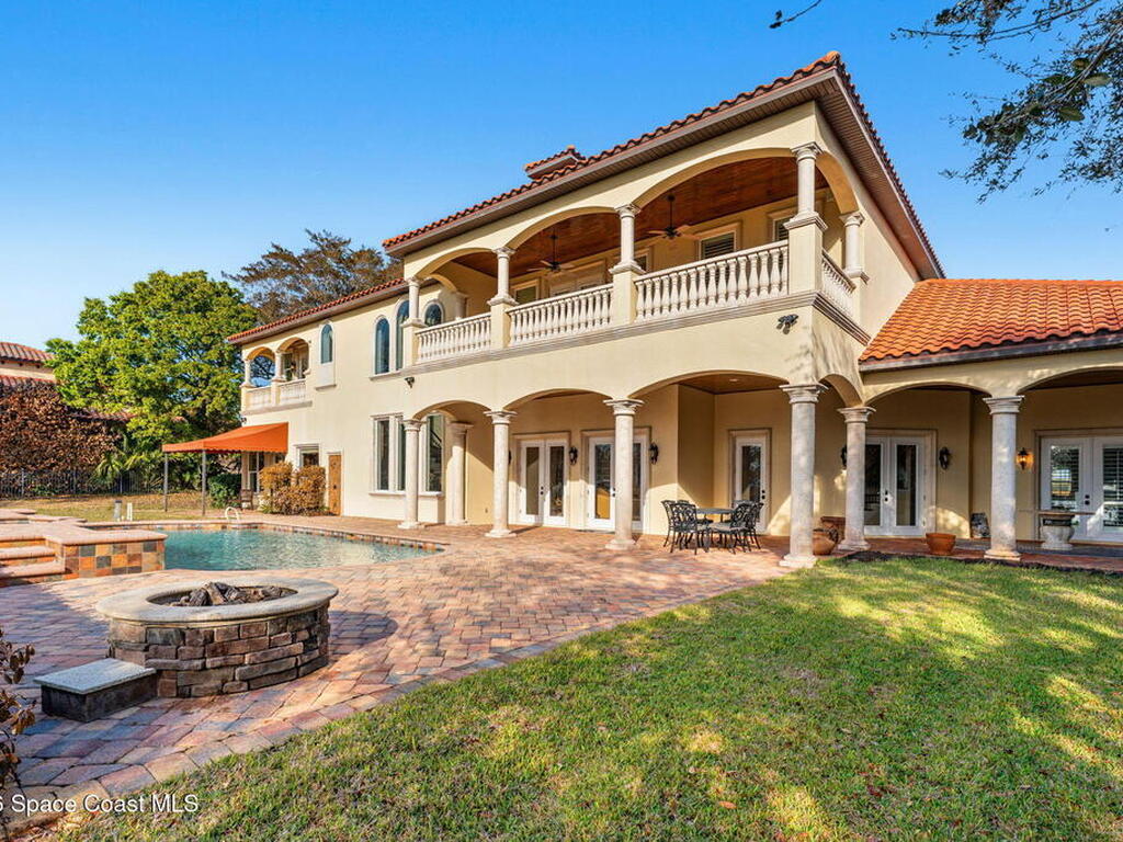 4760 Honeyridge Lane, Merritt Island, FL 32952