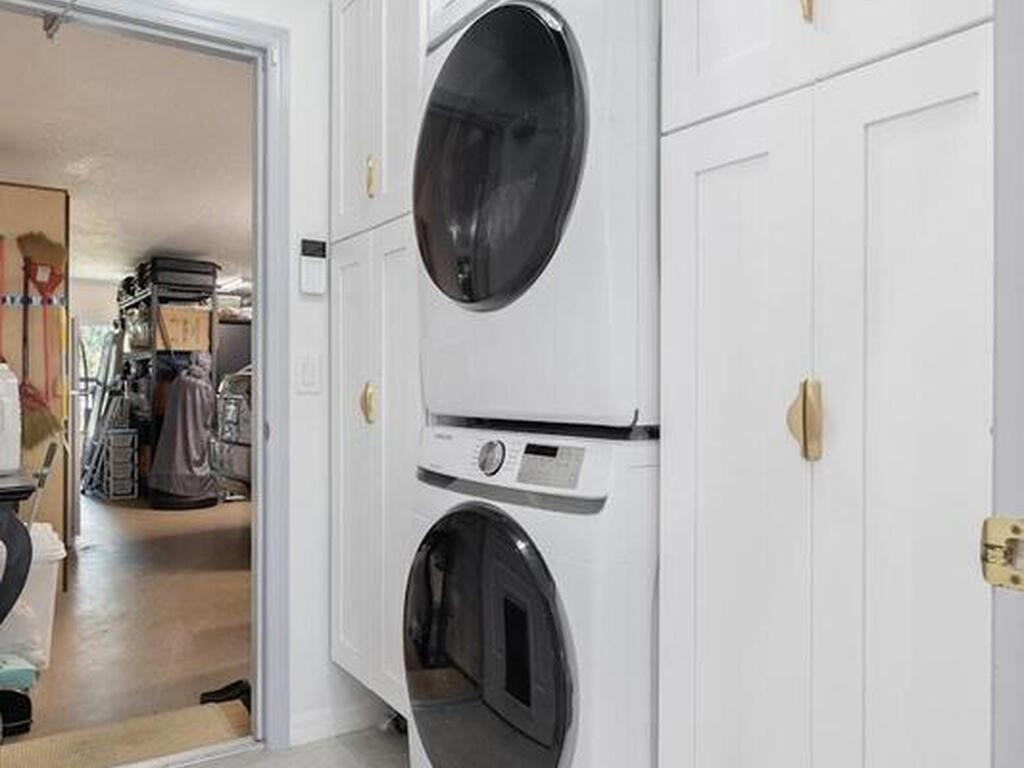 3375 Hield Road, Melbourne, FL 32904