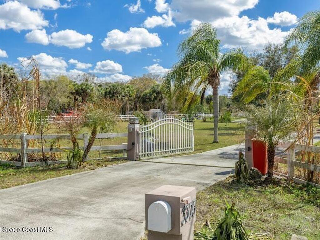 3375 Hield Road, Melbourne, FL 32904