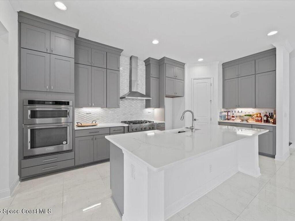 425 Marquesa Circle, St. Johns, FL 32259