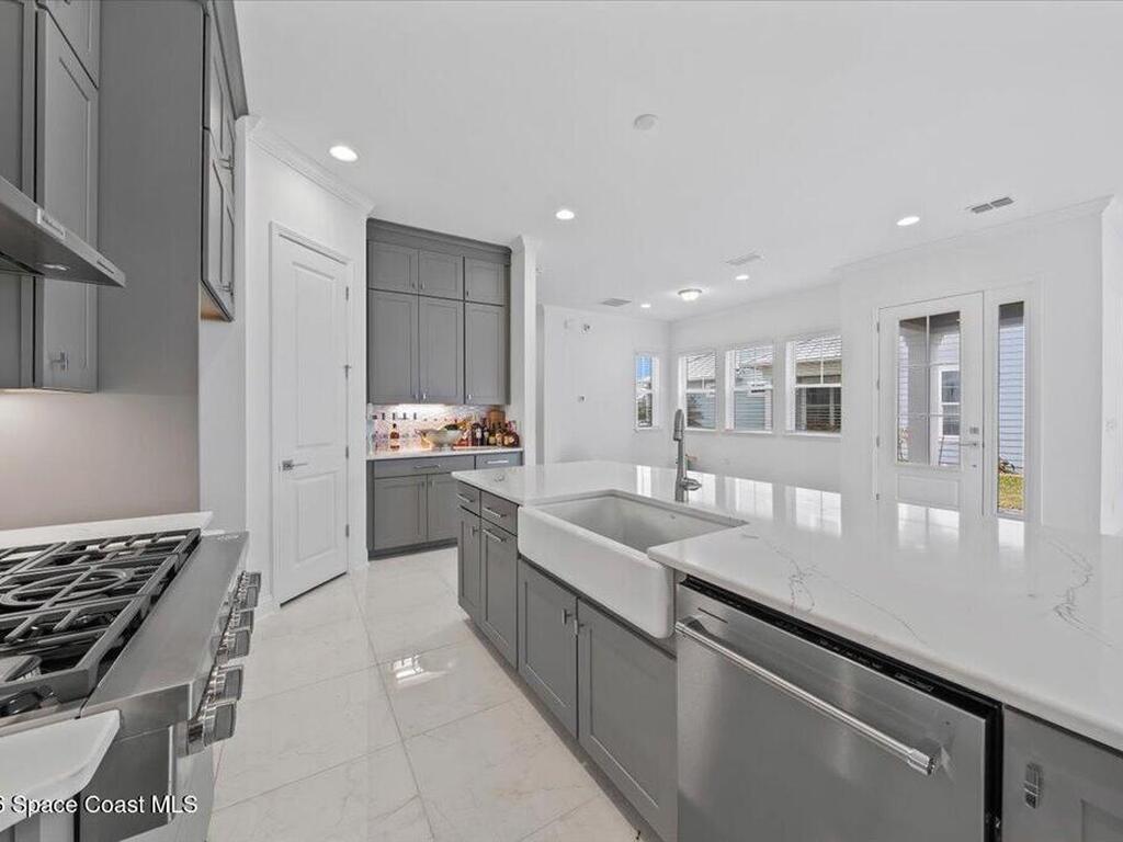 425 Marquesa Circle, St. Johns, FL 32259