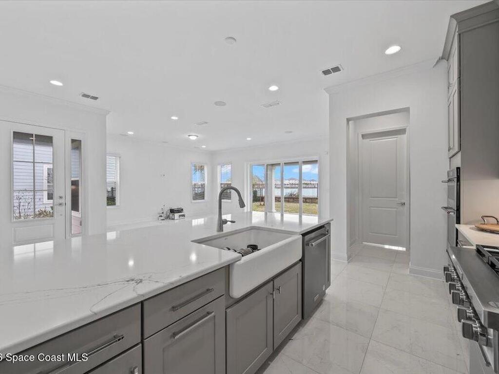 425 Marquesa Circle, St. Johns, FL 32259