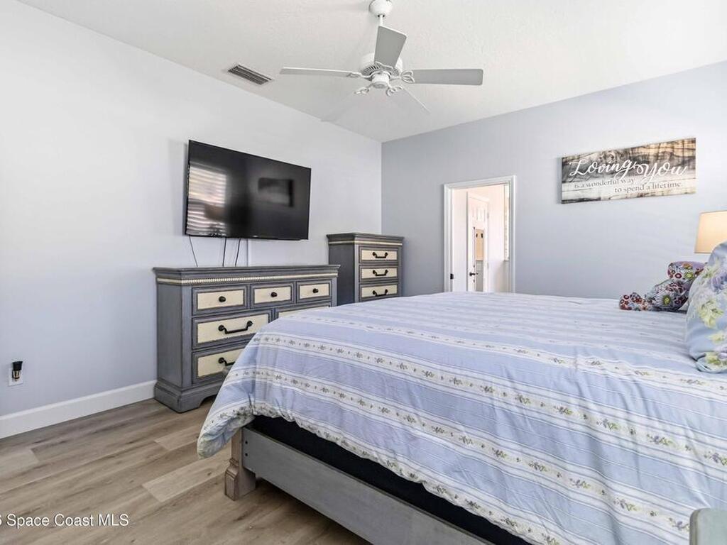 6920 Hacienda Drive, Grant, FL 32949