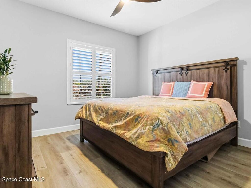 6920 Hacienda Drive, Grant, FL 32949