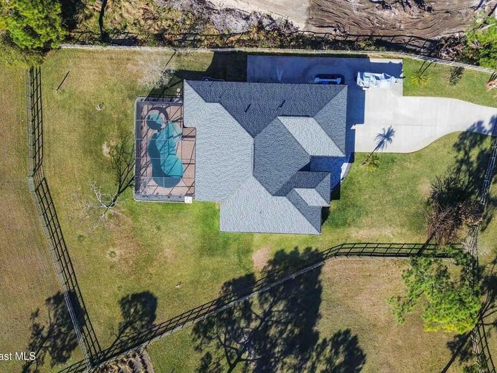 6920 Hacienda Drive, Grant, FL 32949
