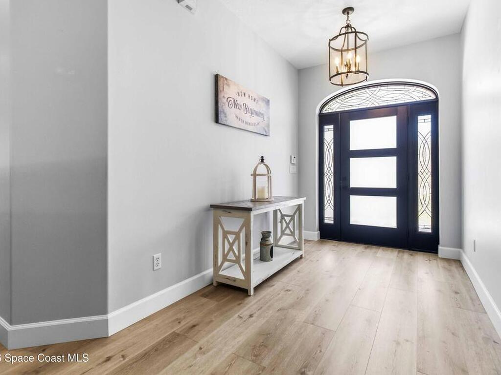 6920 Hacienda Drive, Grant, FL 32949