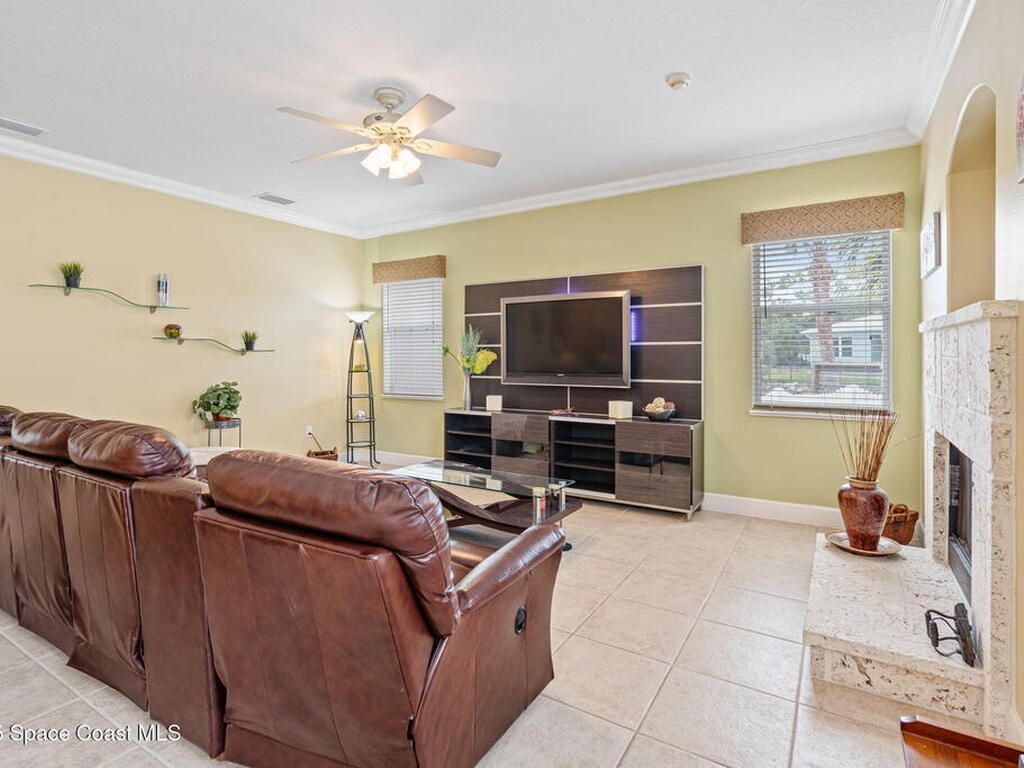 1835 Harbor Point Drive, Merritt Island, FL 32952