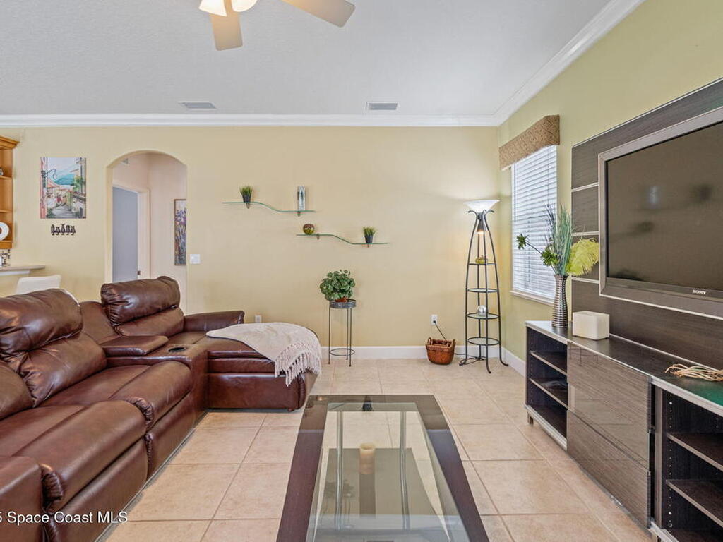 1835 Harbor Point Drive, Merritt Island, FL 32952