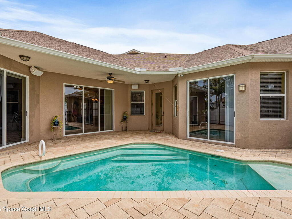 1835 Harbor Point Drive, Merritt Island, FL 32952