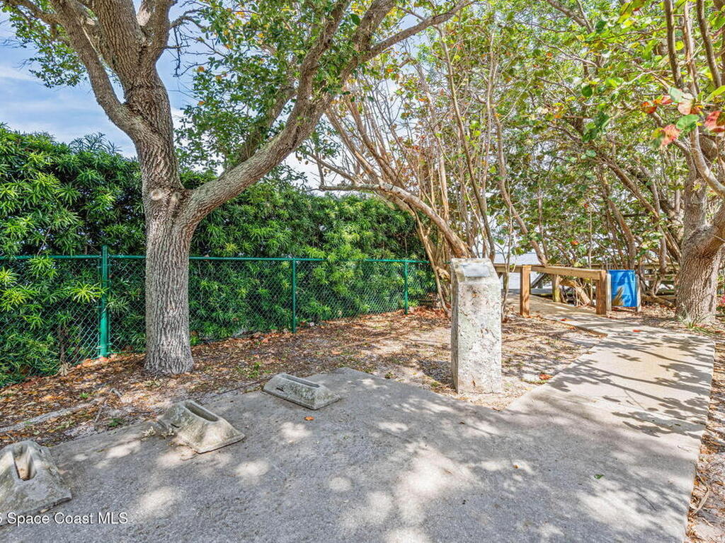 1835 Harbor Point Drive, Merritt Island, FL 32952