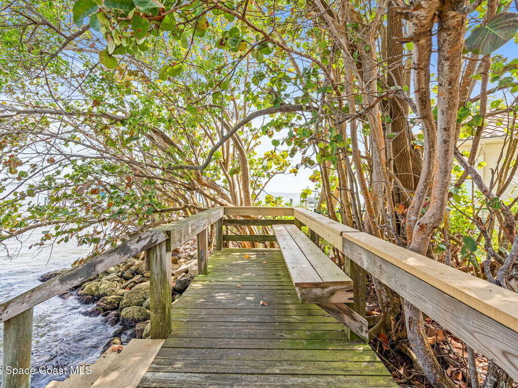 1835 Harbor Point Drive, Merritt Island, FL 32952