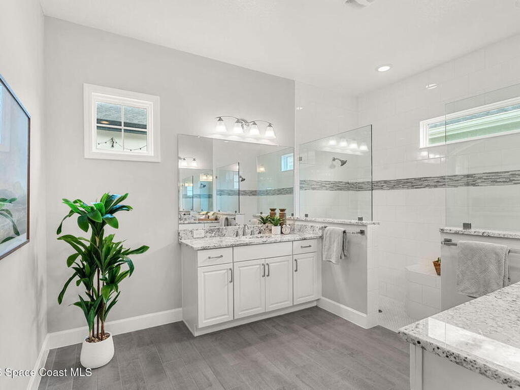 8206 Lyside Drive, Melbourne, FL 32940