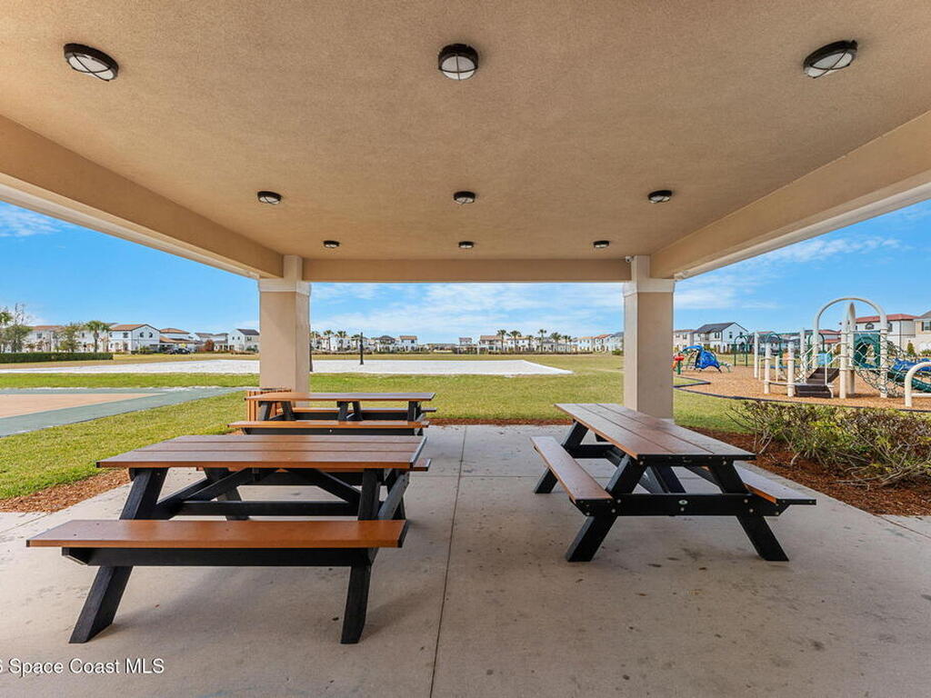 8206 Lyside Drive, Melbourne, FL 32940