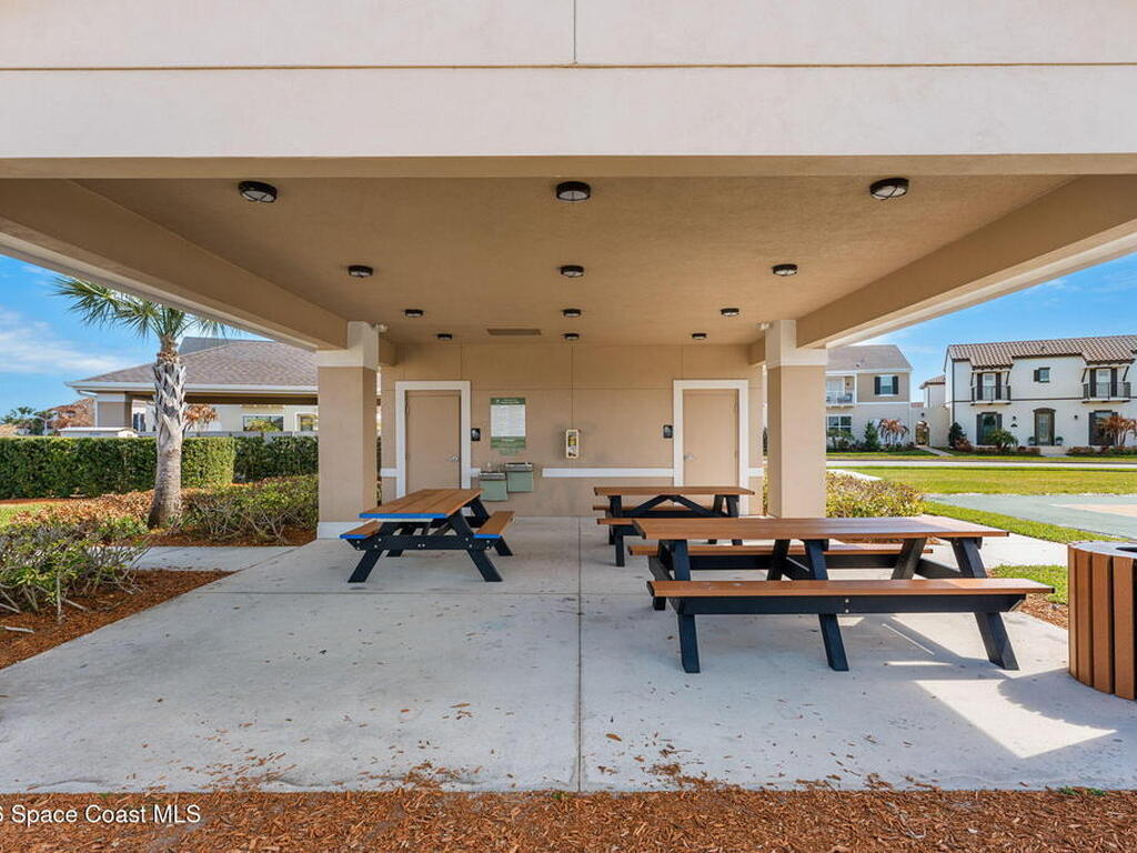 8206 Lyside Drive, Melbourne, FL 32940