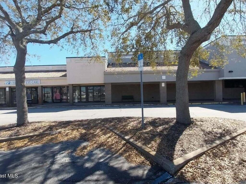 1909 Knox Mcrae Dr Drive, Titusville, FL 32780